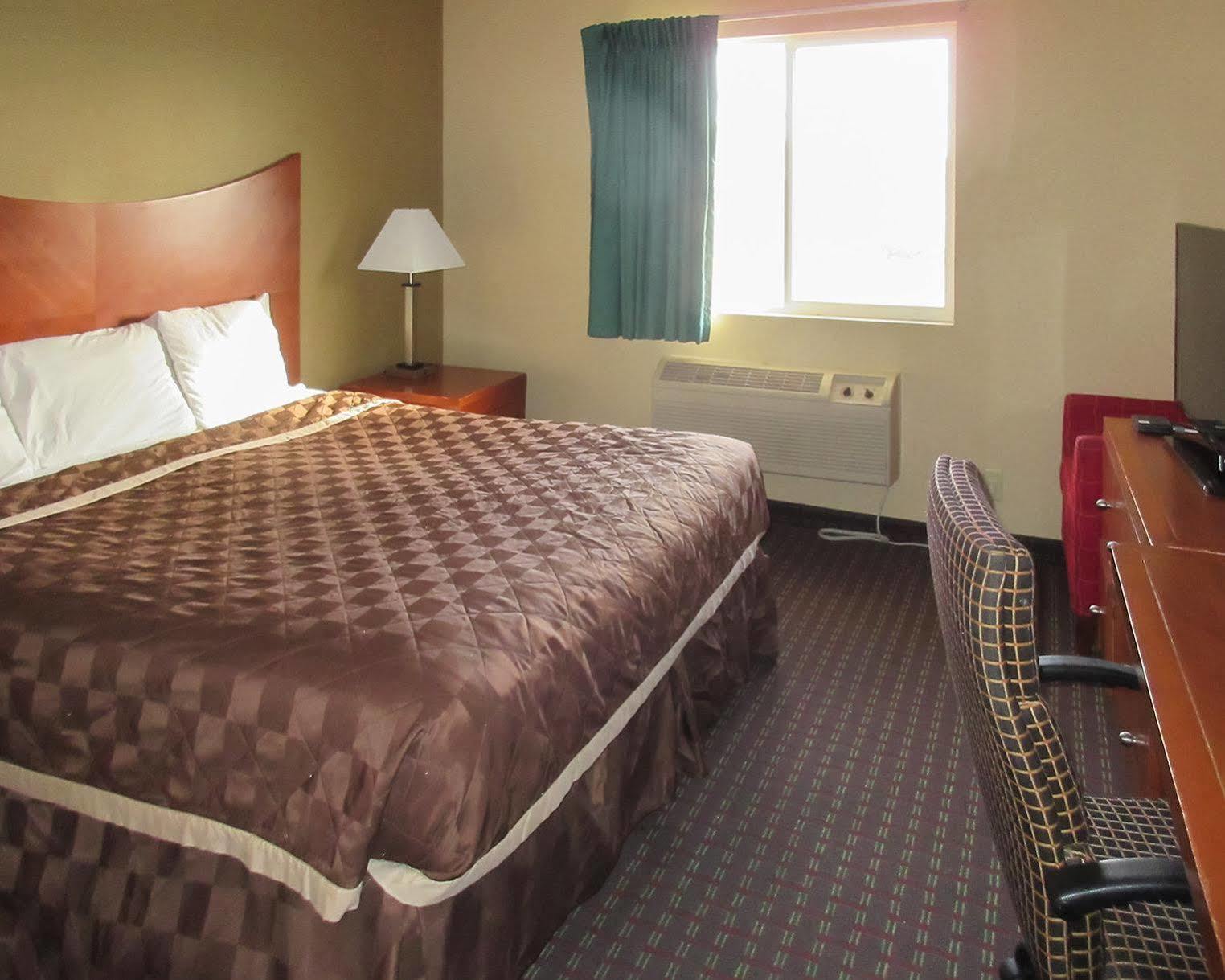 Dakota Pines Inn Rapid City Buitenkant foto